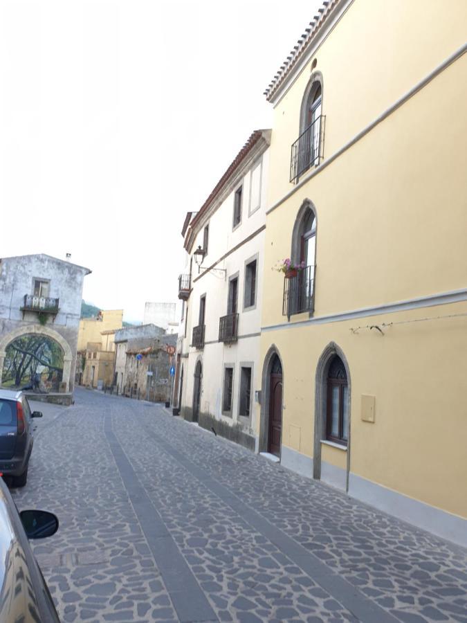 Bed and Breakfast Estia Scano Montiferro Экстерьер фото