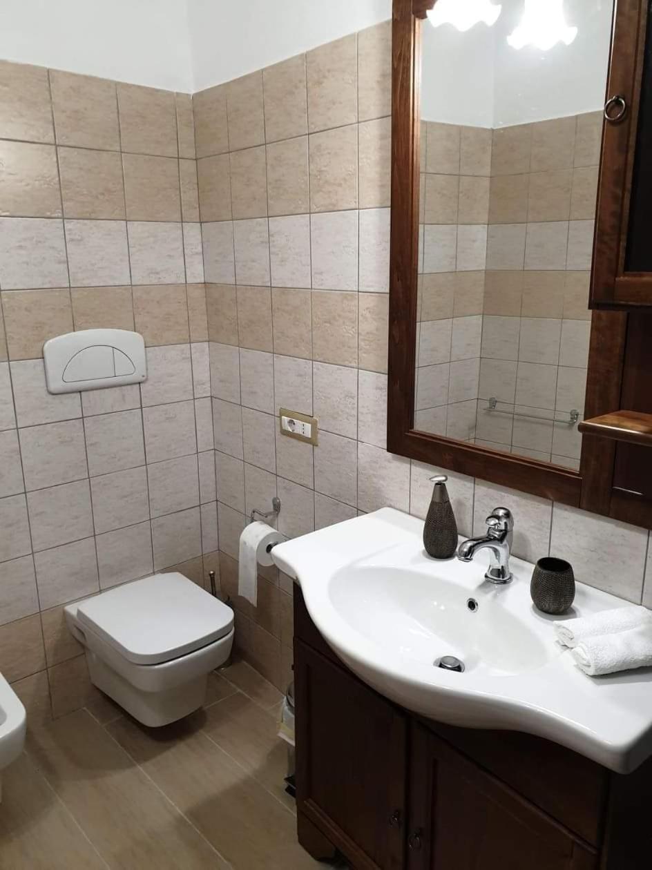 Bed and Breakfast Estia Scano Montiferro Номер фото